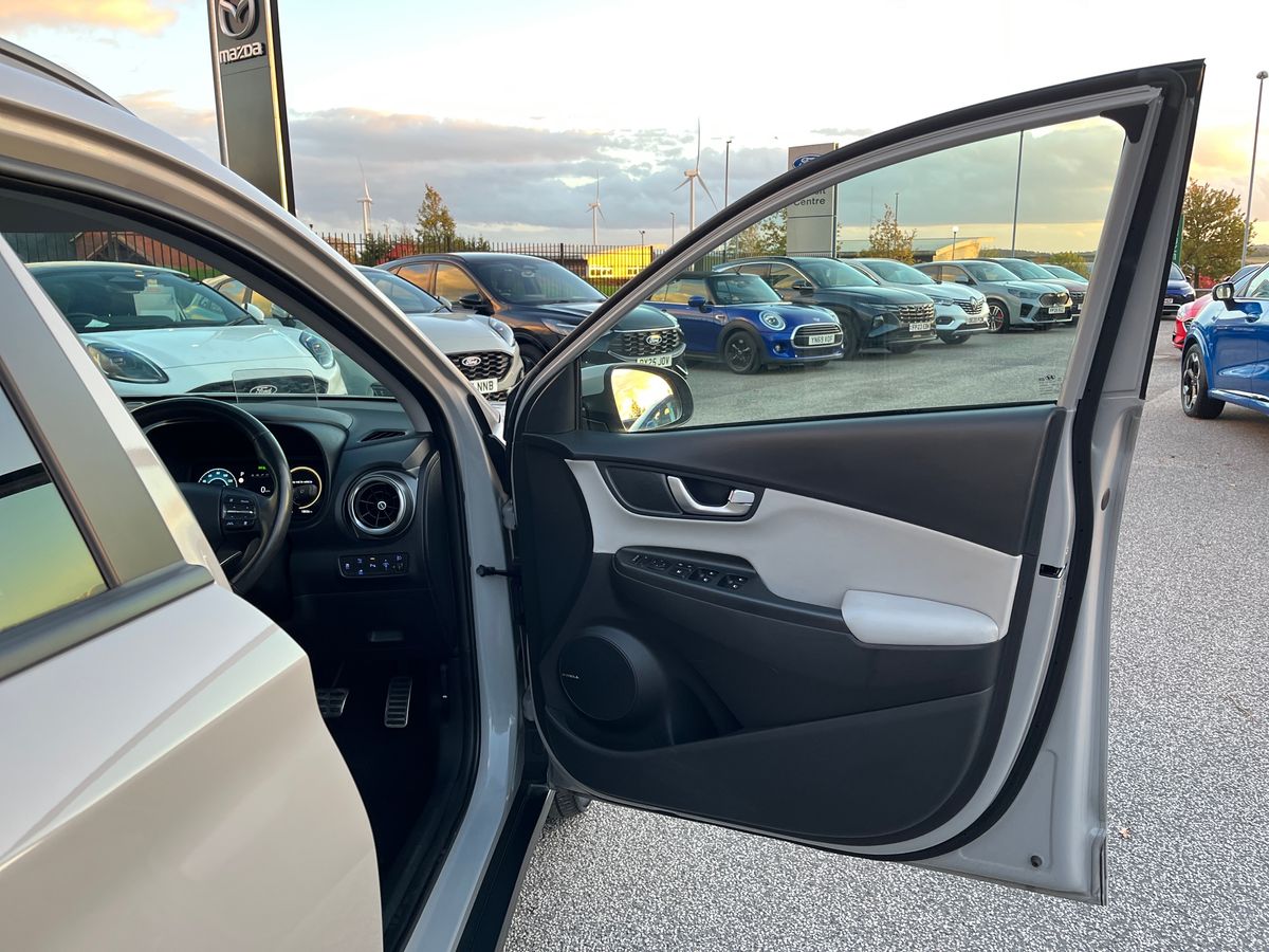 Used Hyundai KONA 2023 for sale - 76412807: Photo 50