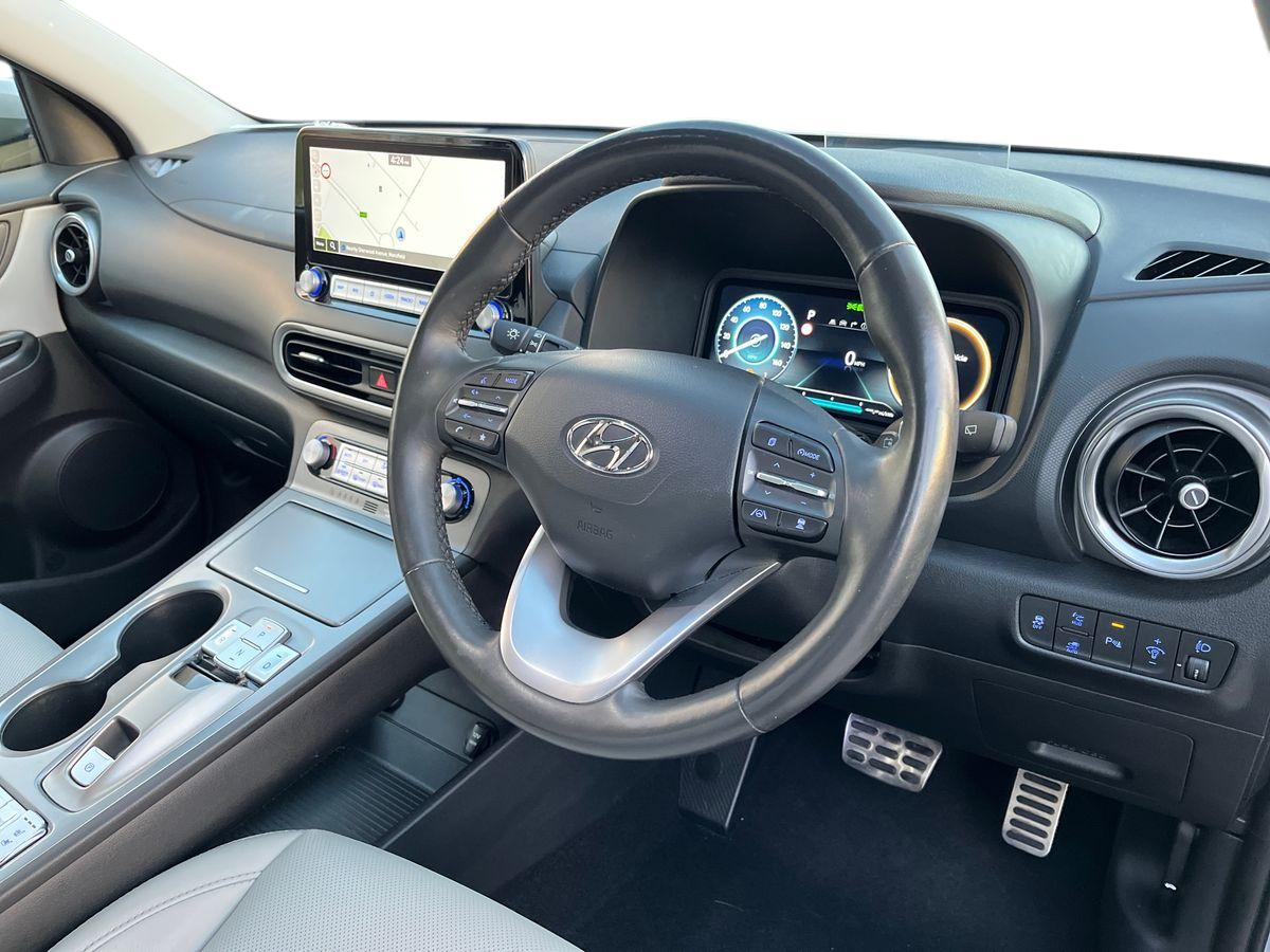 Used Hyundai KONA 2023 for sale - 76412807: Photo 6