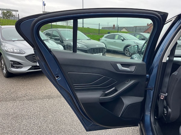 Used Ford Focus 2020 for sale - 76142122: Photo 34