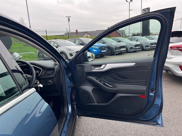 Used Ford Focus 2020 for sale - 76142122: Photo 46
