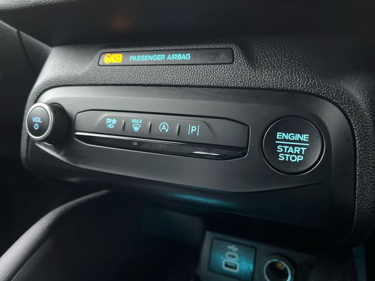 Used Ford Focus 2023 for sale - 77033718: Photo 12