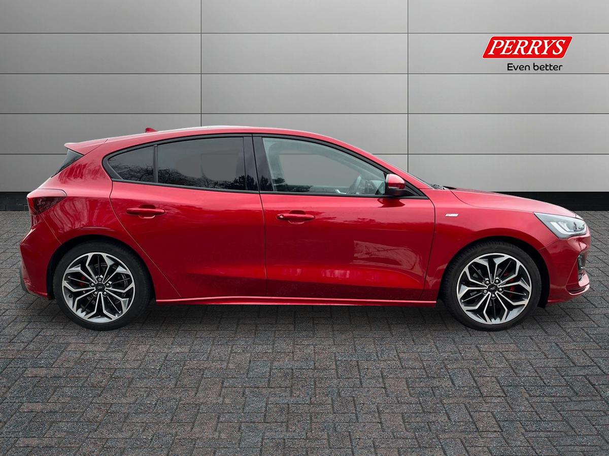 Used Ford Focus 2023 for sale - 77033718: Photo 3