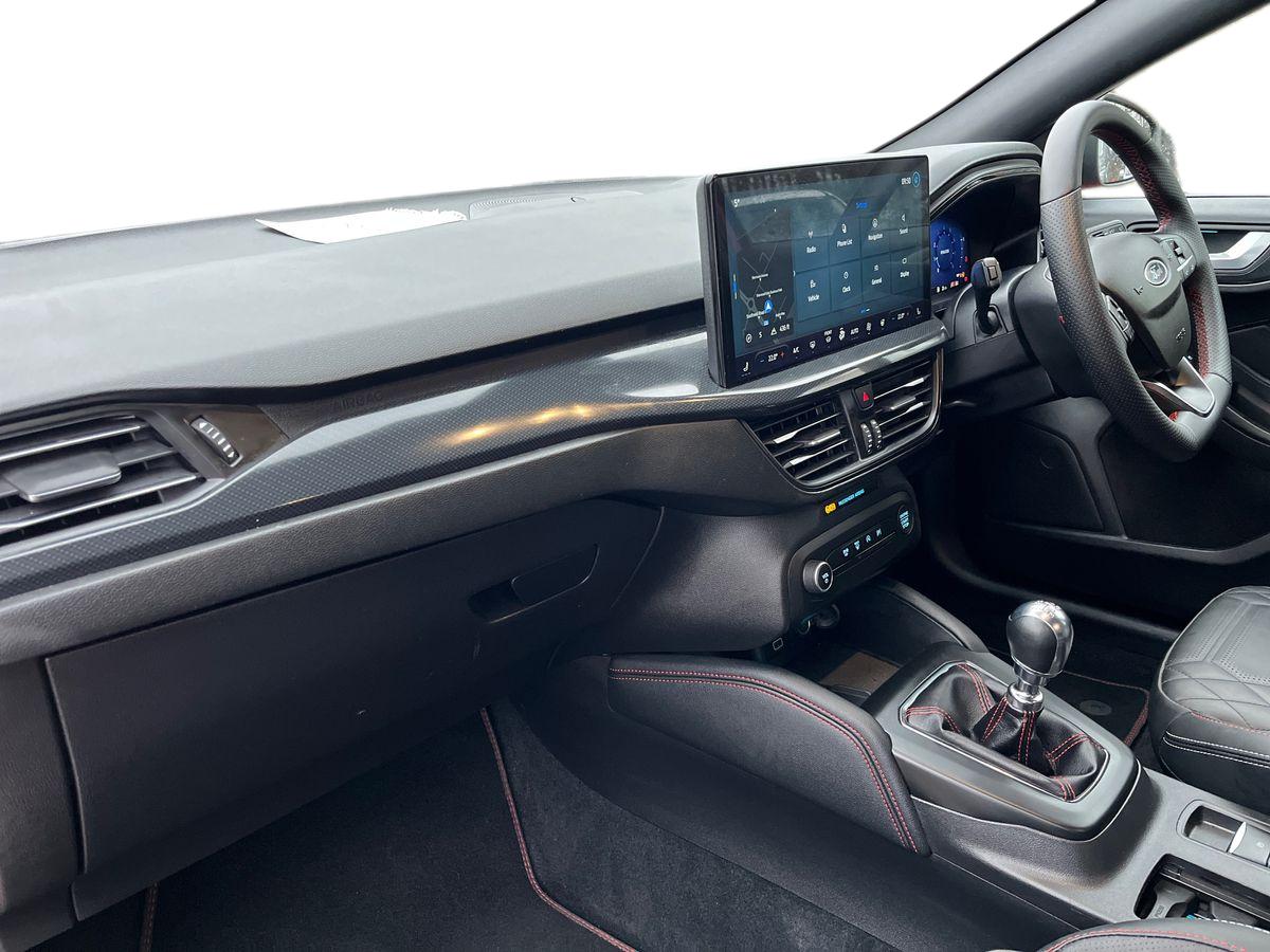 Used Ford Focus 2023 for sale - 77033718: Photo 6