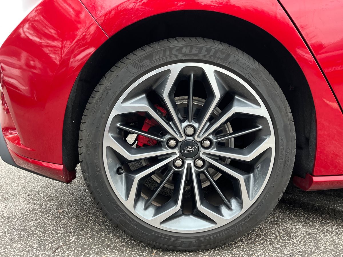 Used Ford Focus 2023 for sale - 77033718: Photo 7