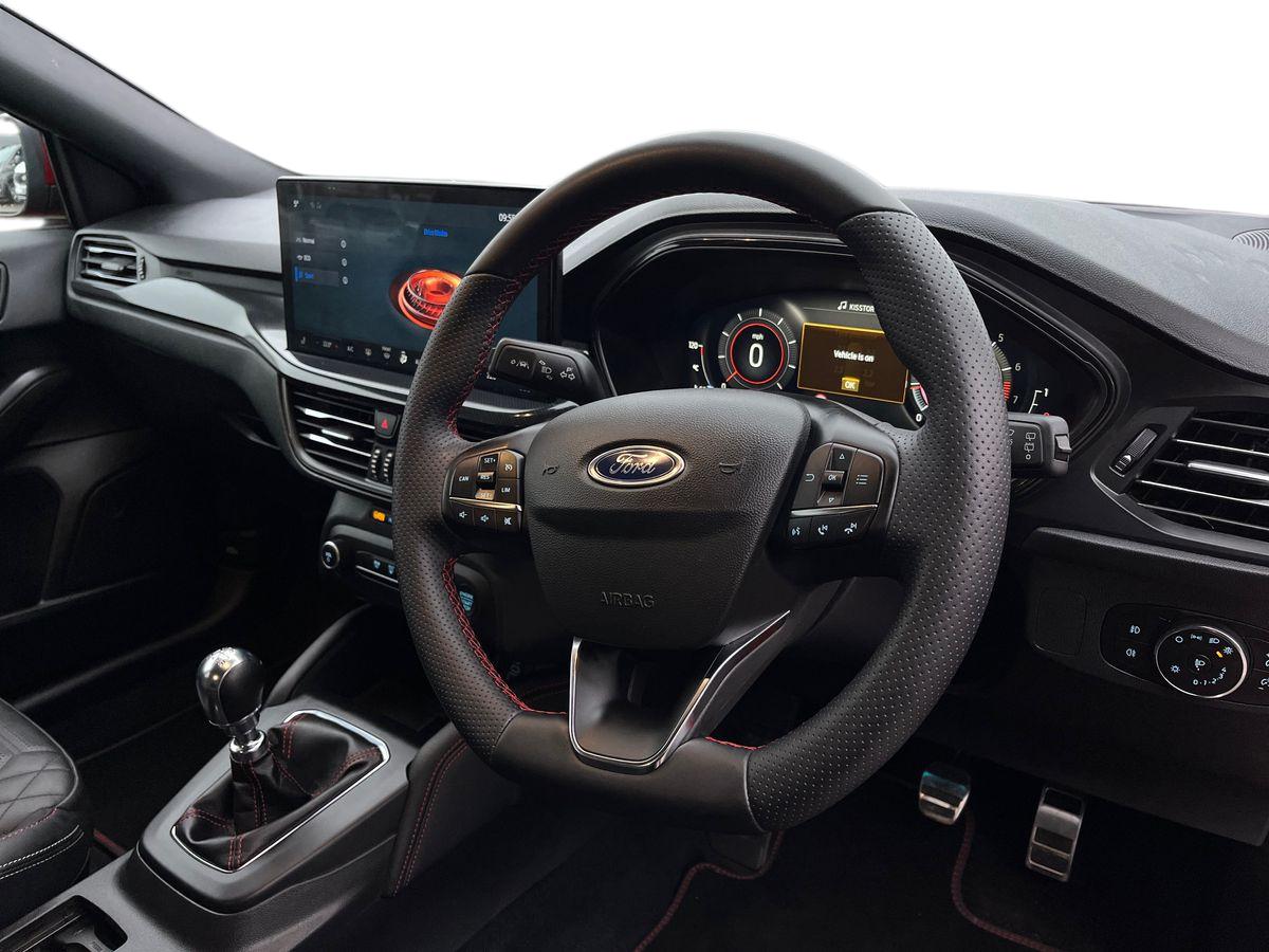 Used Ford Focus 2023 for sale - 77033718: Photo 8