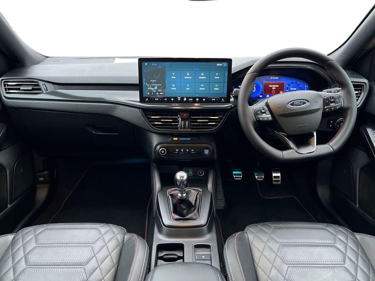 Used Ford Focus 2023 for sale - 77033718: Photo 9