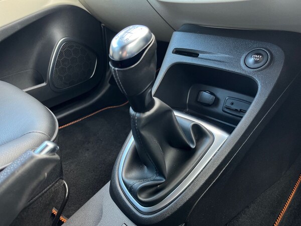 Used Renault Captur 2019 for sale - 76220117: Photo 20