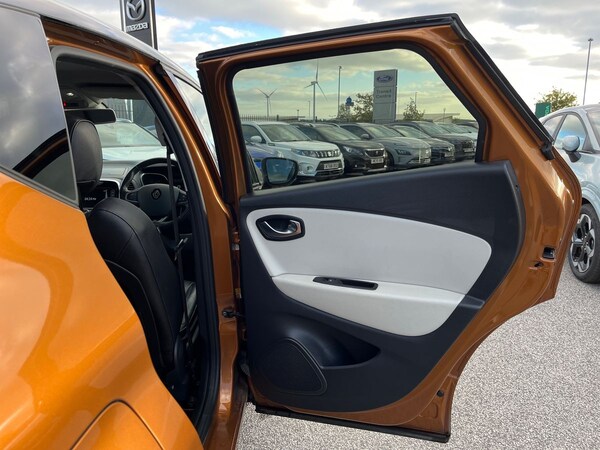Used Renault Captur 2019 for sale - 76220117: Photo 33