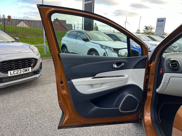 Used Renault Captur 2019 for sale - 76220117: Photo 35