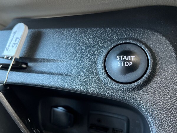 Used Renault Captur 2019 for sale - 76220117: Photo 41