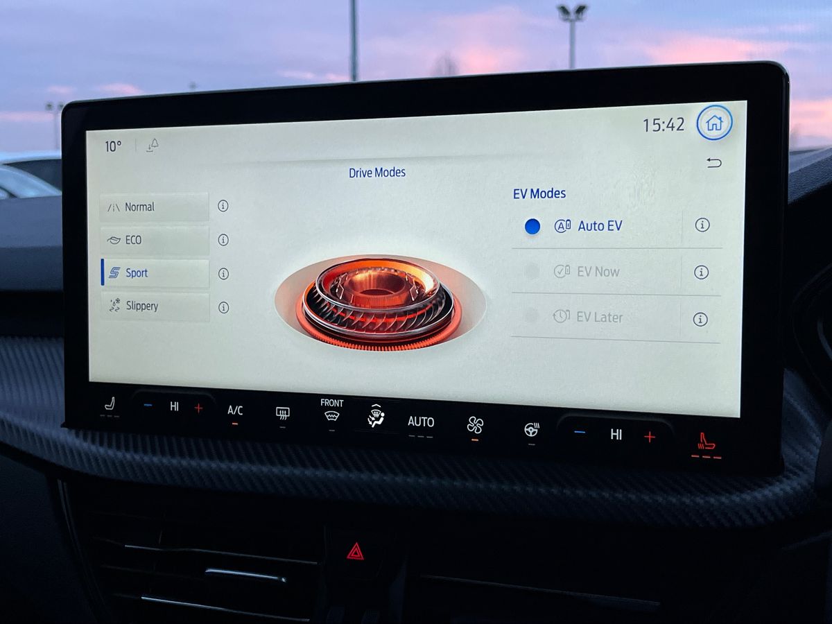 Used Ford Kuga 2024 for sale - 76892417: Photo 47