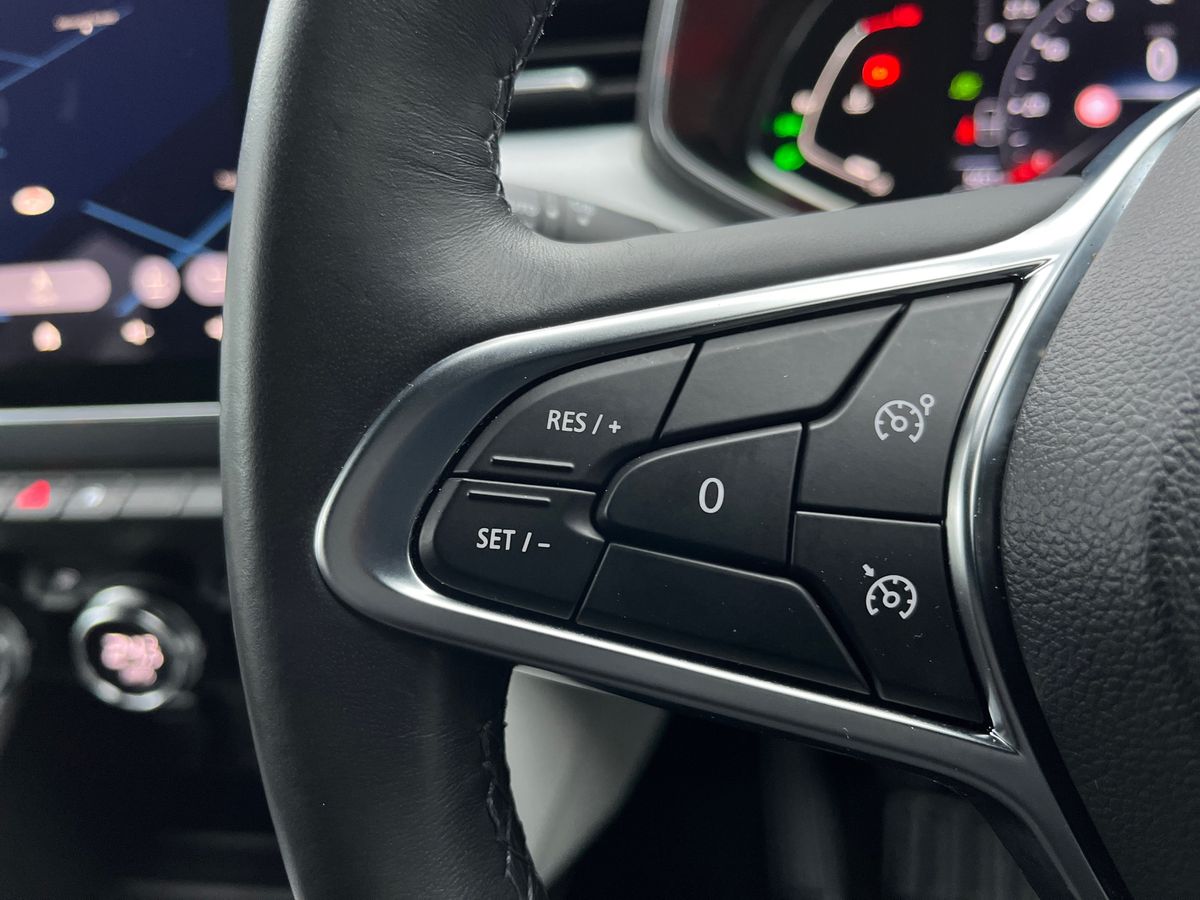 Used Renault Clio 2021 for sale - 77033723: Photo 16