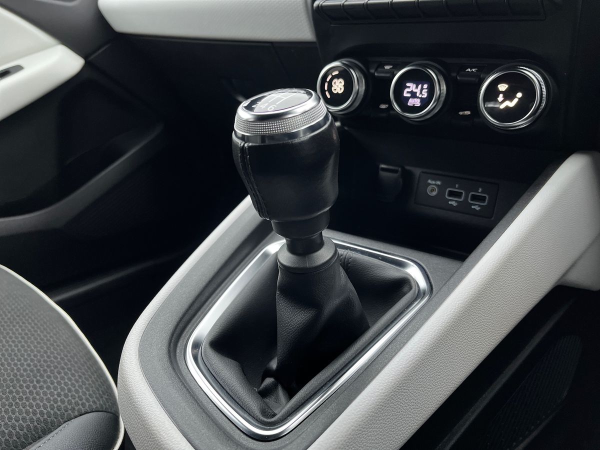 Used Renault Clio 2021 for sale - 77033723: Photo 17