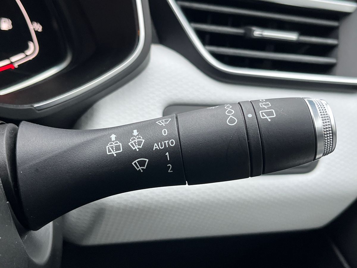 Used Renault Clio 2021 for sale - 77033723: Photo 40