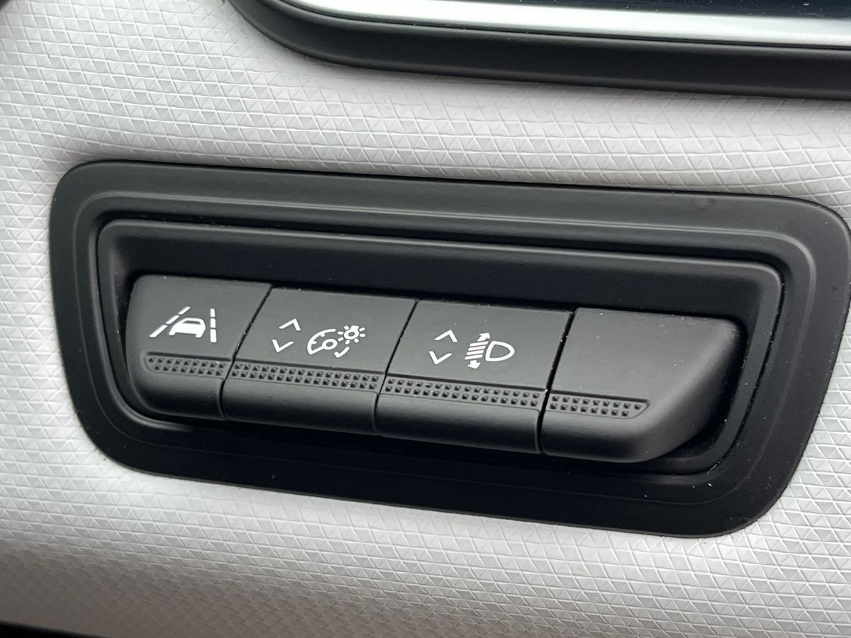 Used Renault Clio 2021 for sale - 77033723: Photo 41