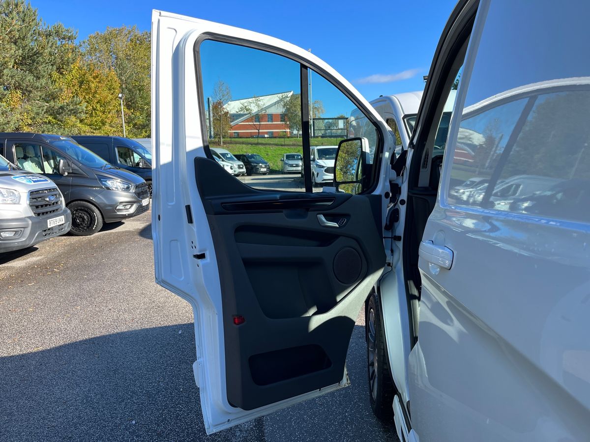 Used Ford Transit Custom 2023 for sale - 75787921: Photo 33