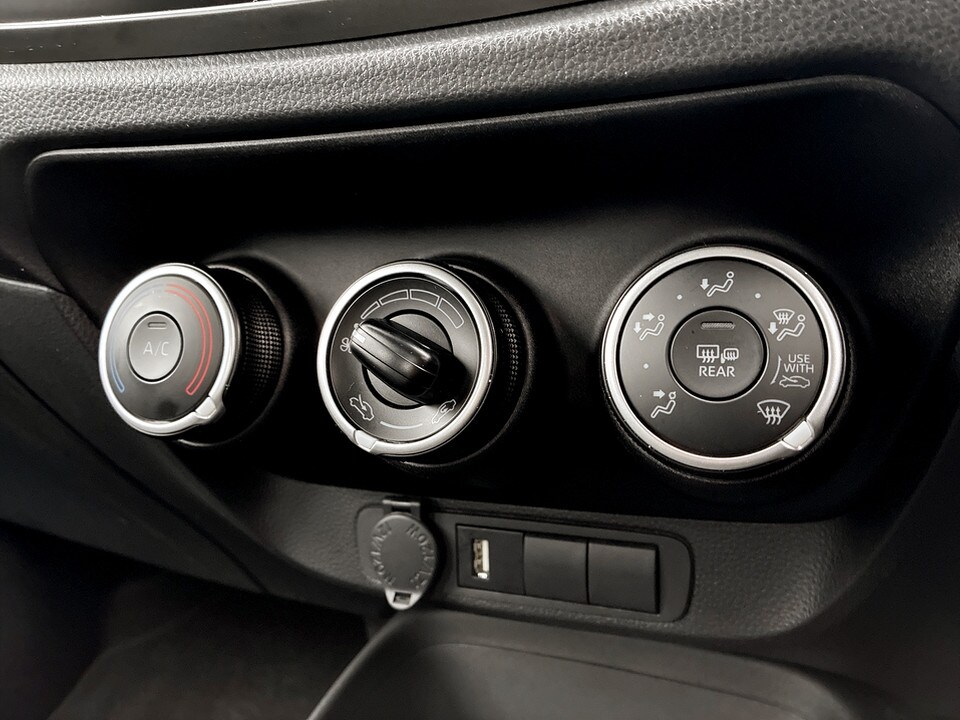 Used Toyota Aygo X 2022 for sale - 77555540: Photo 32