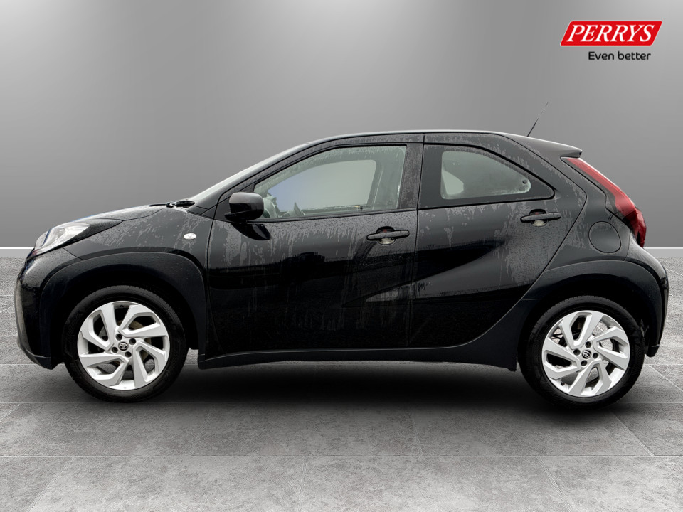 Used Toyota Aygo X 2022 for sale - 77555540: Photo 4