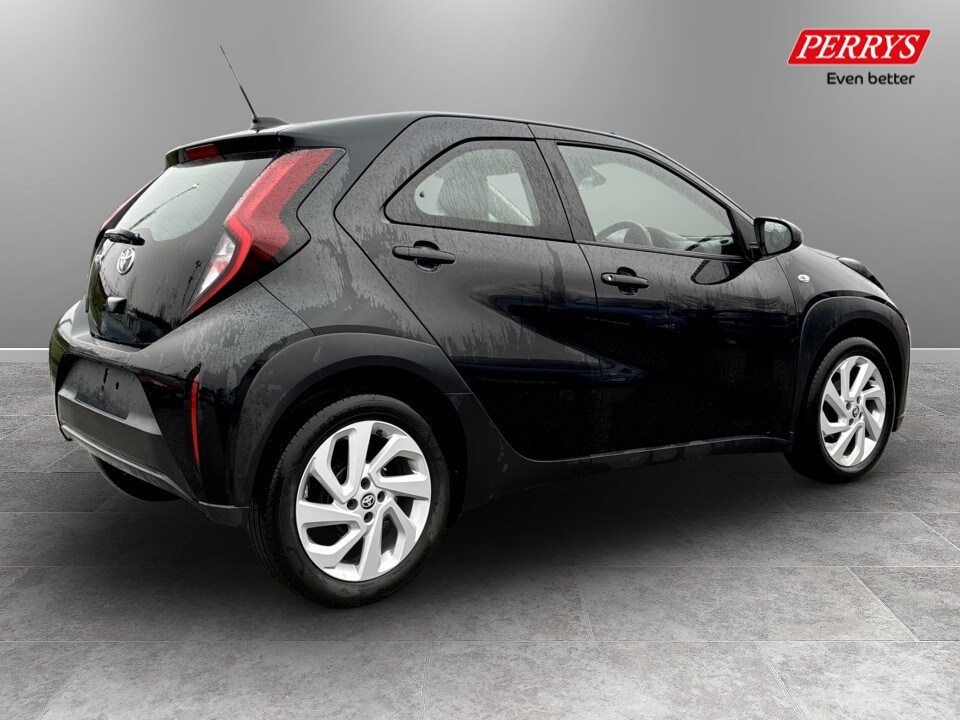 Used Toyota Aygo X 2022 for sale - 77555540: Photo 7