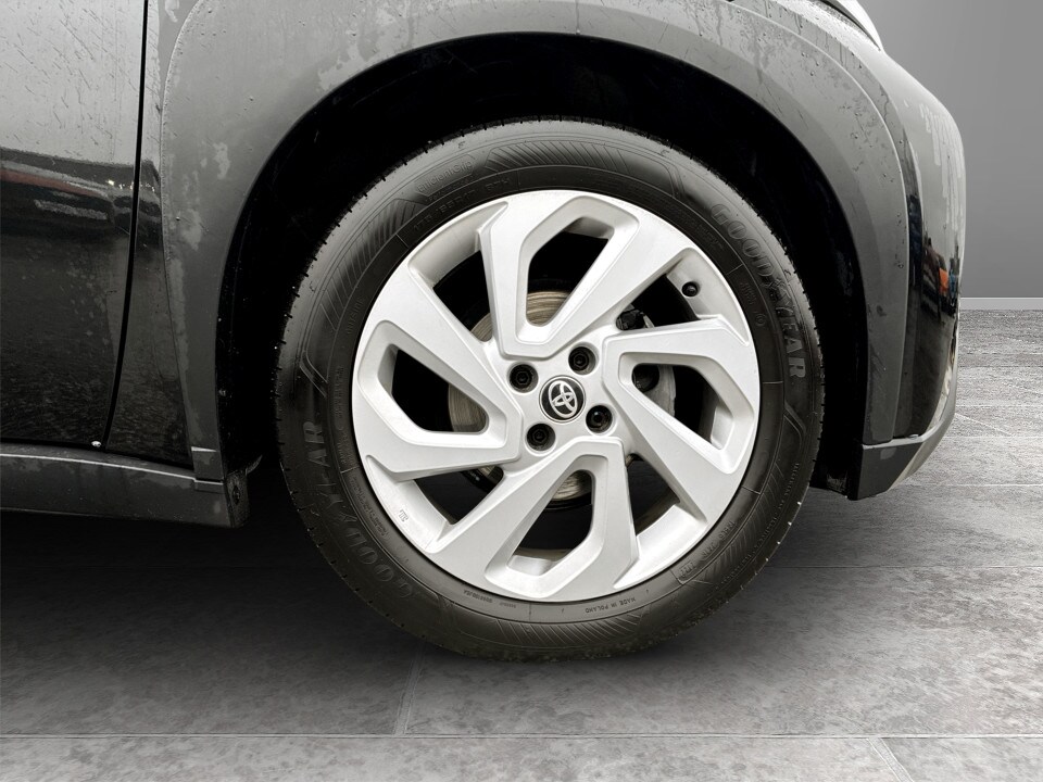 Used Toyota Aygo X 2022 for sale - 77555540: Photo 9