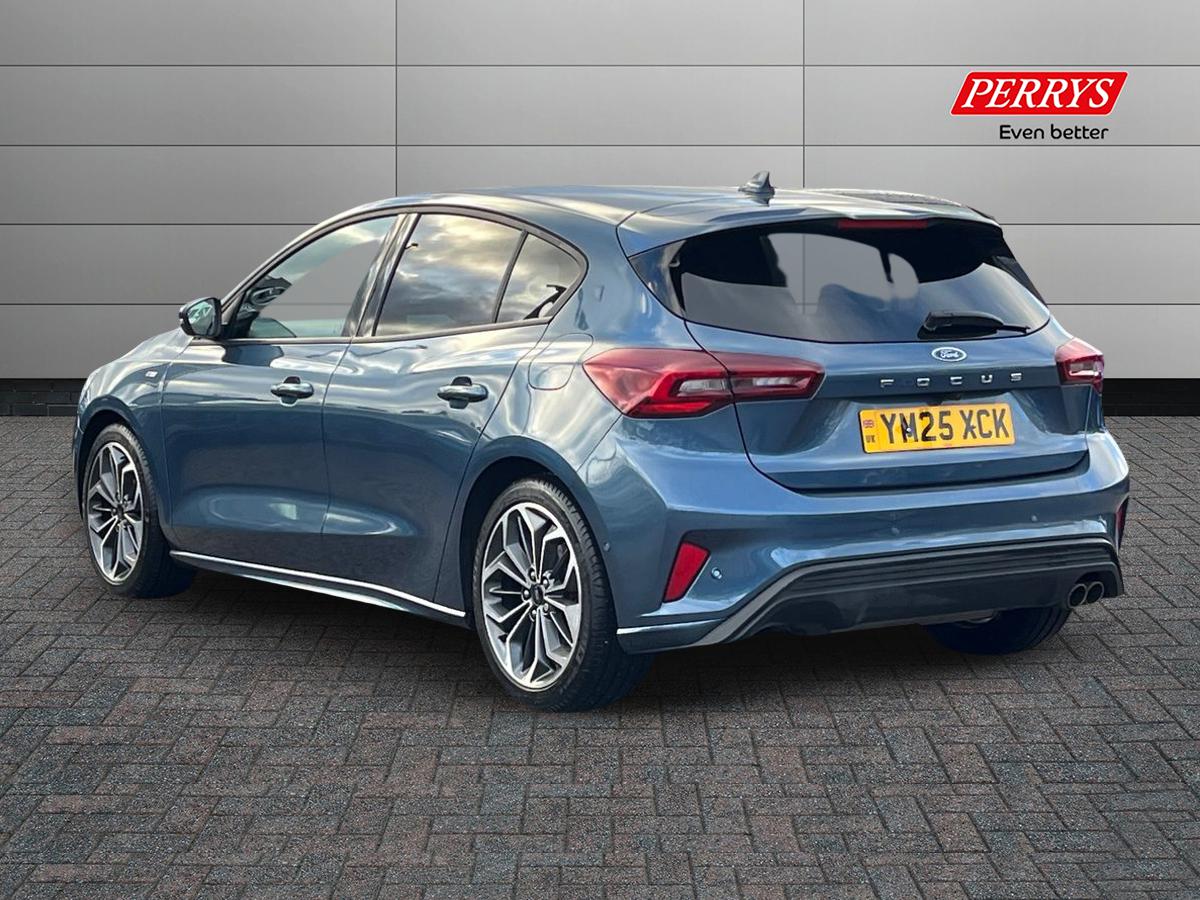 Used Ford Focus 2025 for sale - 77125270: Photo 2