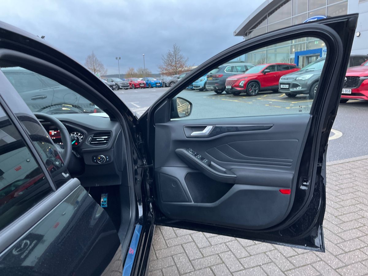 Used Ford Focus 2025 for sale - 76980106: Photo 51