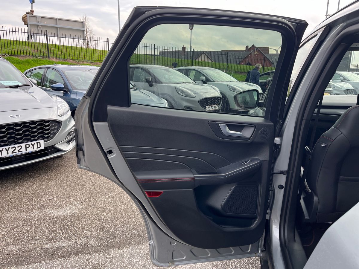 Used Ford Kuga 2024 for sale - 76142190: Photo 41
