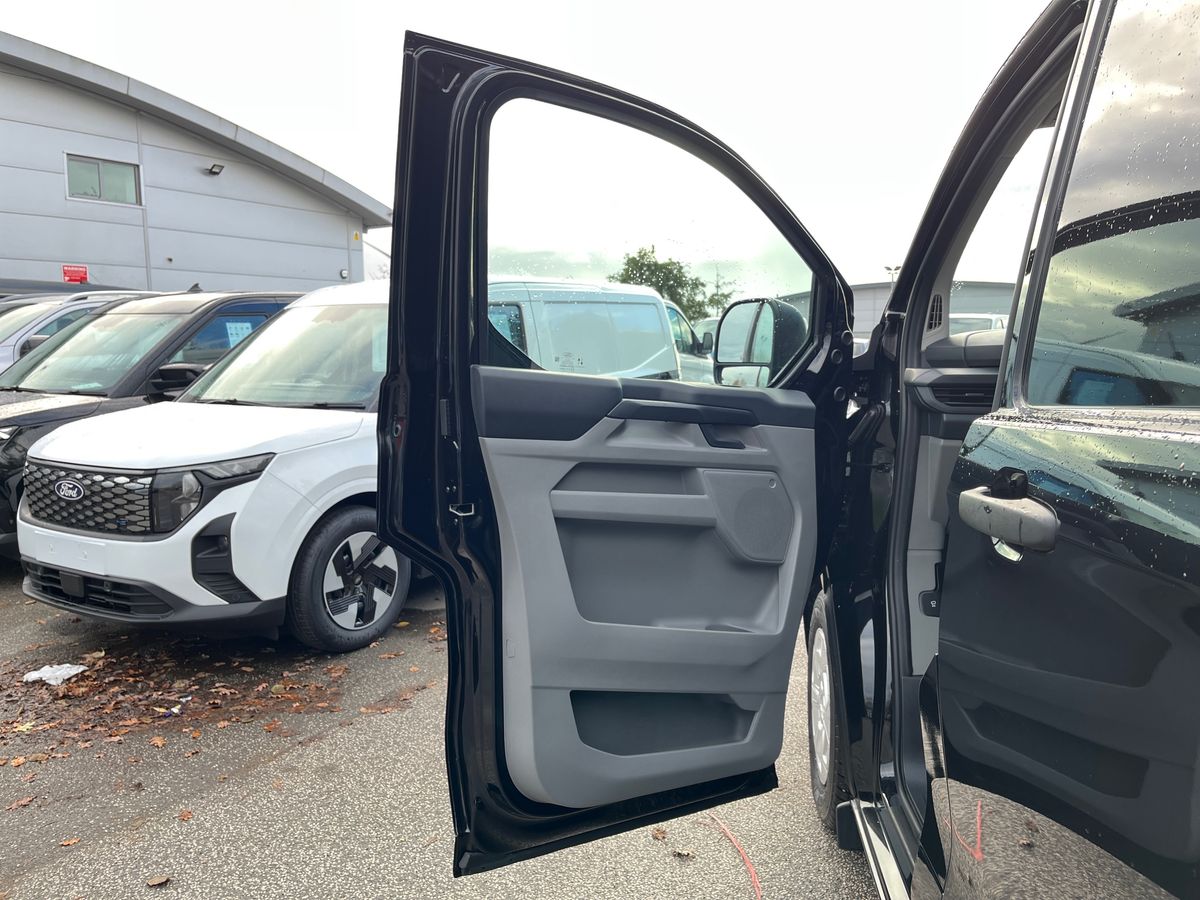 Used Ford Transit Custom 2025 for sale - 76611844: Photo 28