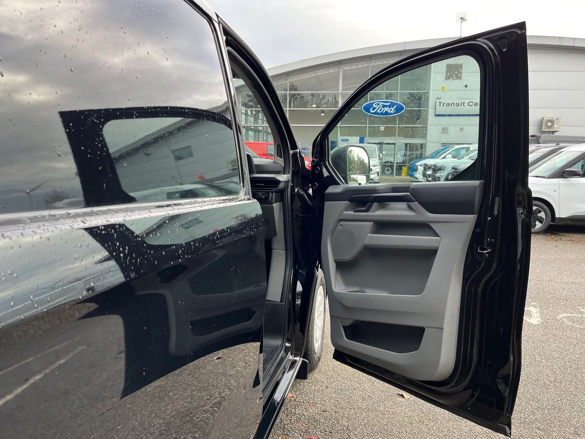 Used Ford Transit Custom 2025 for sale - 76611844: Photo 41