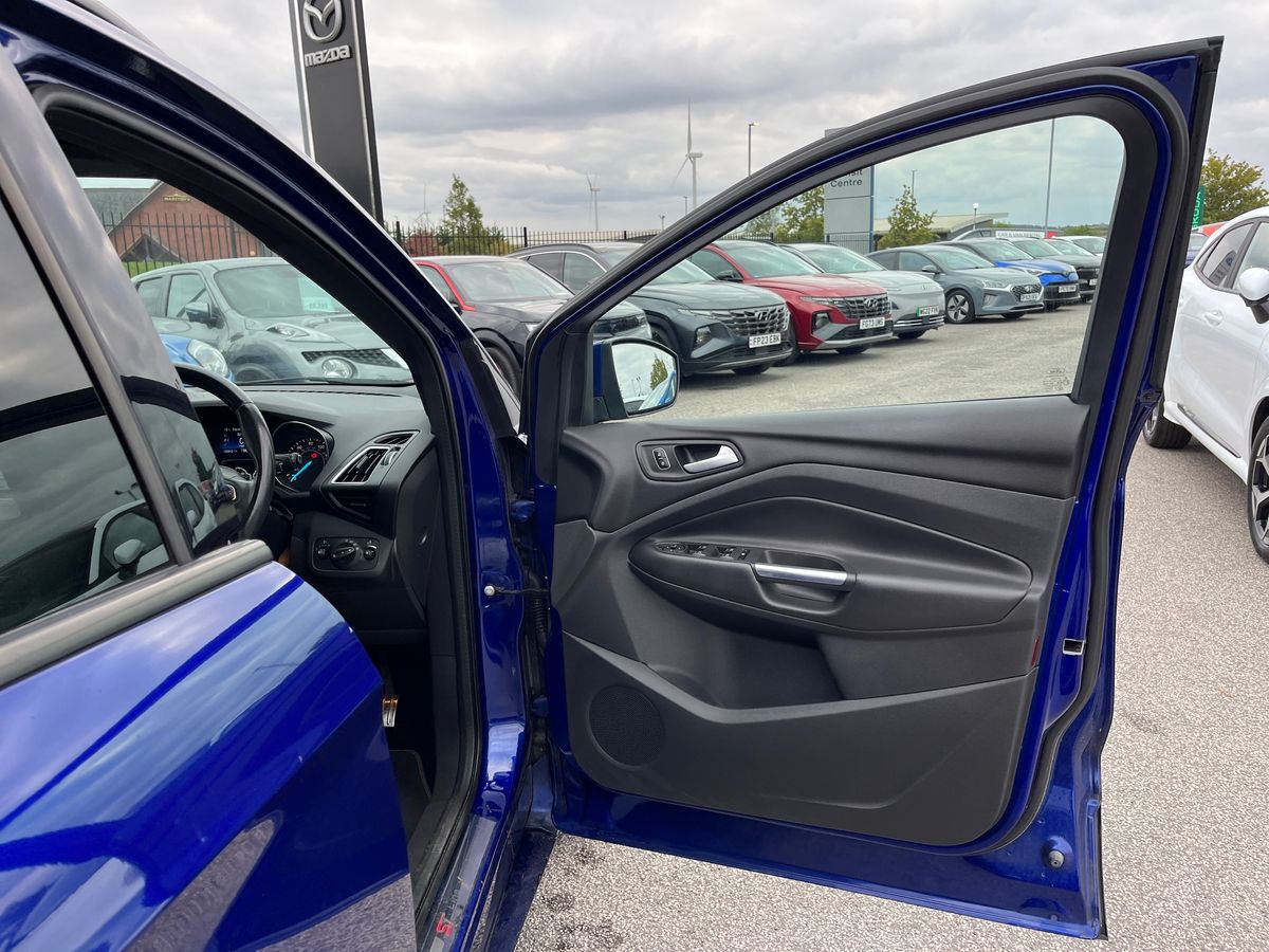 Used Ford Kuga 2018 for sale - 76090327: Photo 52