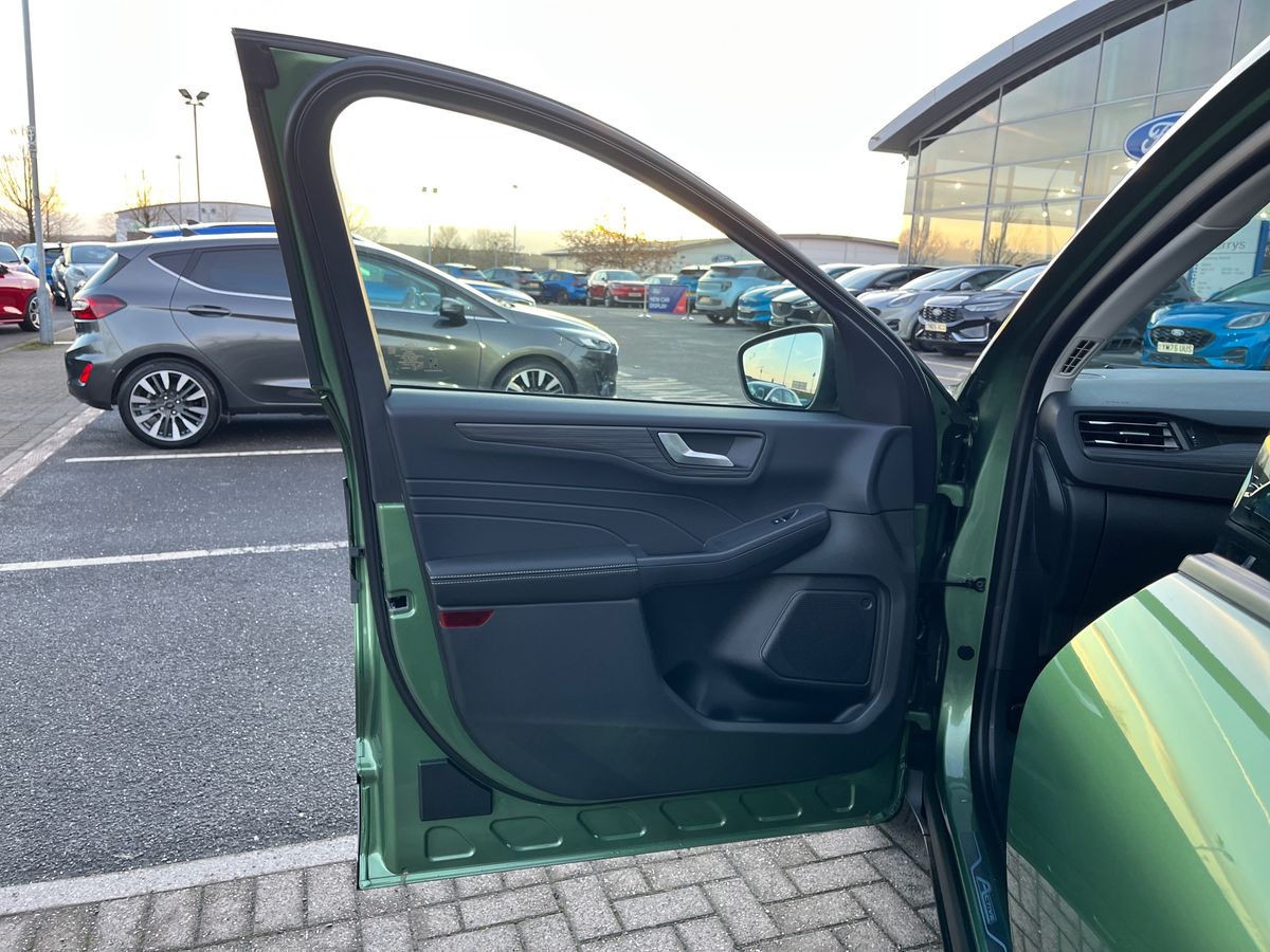 Used Ford Kuga 2025 for sale - 77136418: Photo 42