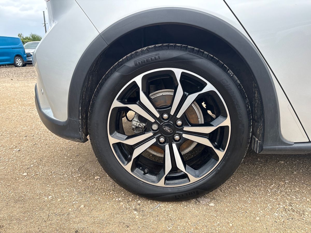 Used Ford Focus 2022 for sale - 77148807: Photo 8