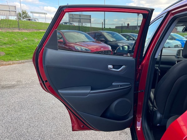 Used Hyundai KONA 2020 for sale - 76128243: Photo 35