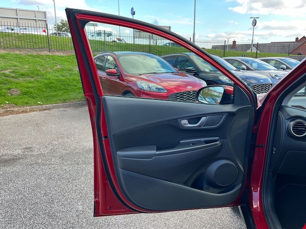 Used Hyundai KONA 2020 for sale - 76128243: Photo 36