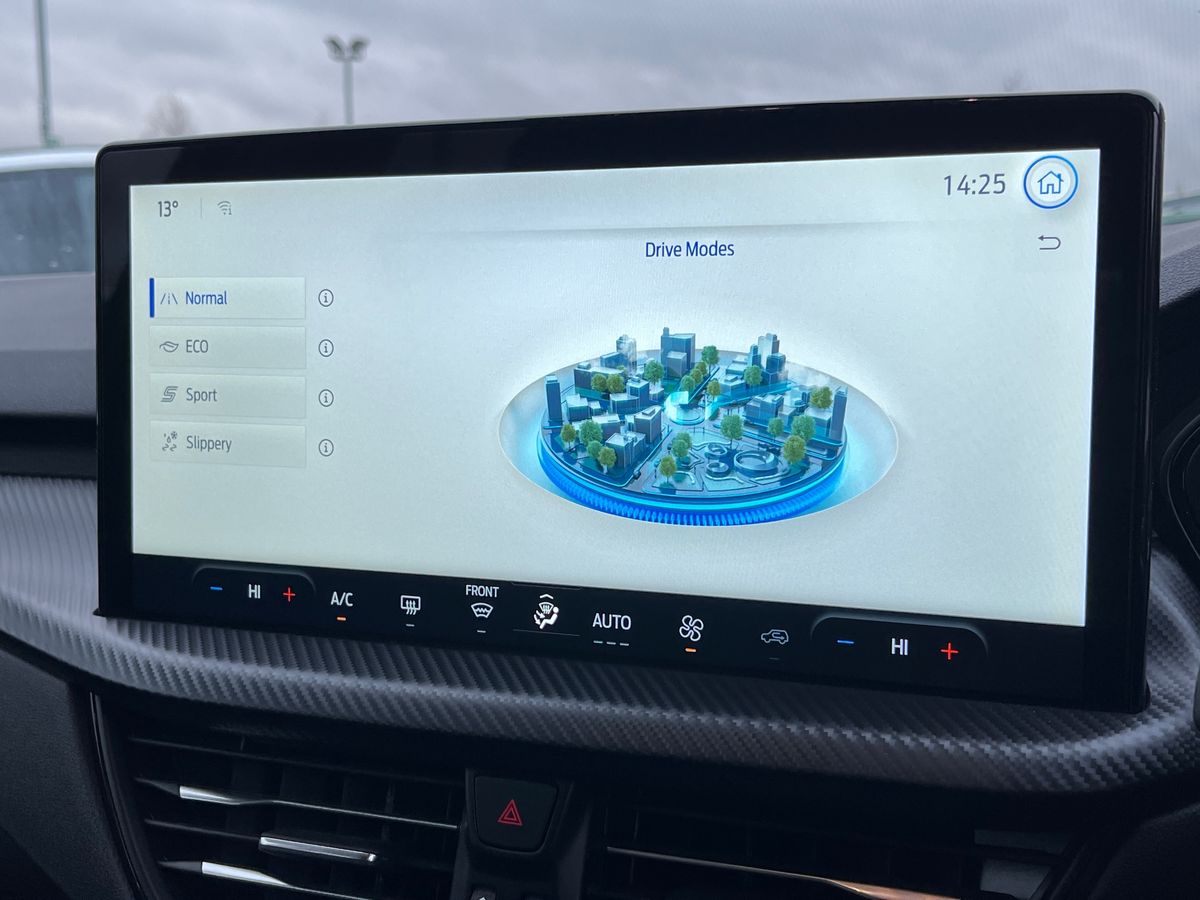 Used Ford Kuga 2024 for sale - 76735999: Photo 41