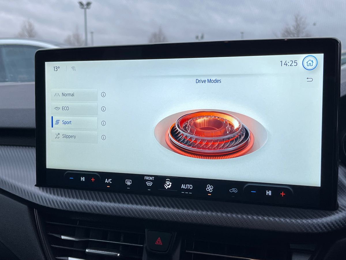 Used Ford Kuga 2024 for sale - 76735999: Photo 43