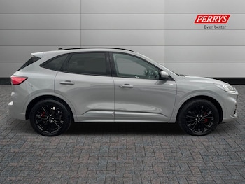 Used Ford Kuga 2023 for sale - 76142191: Photo 3