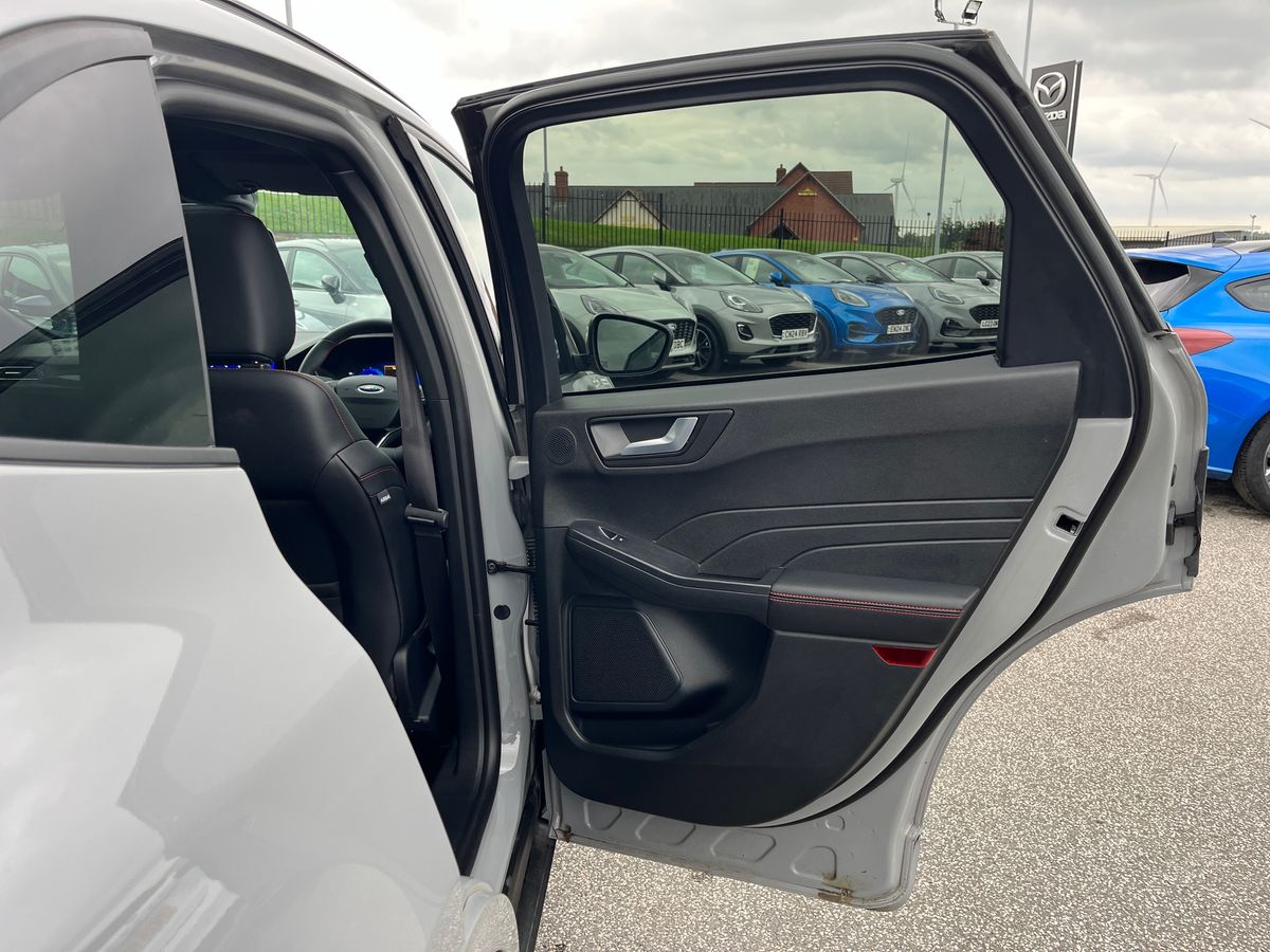 Used Ford Kuga 2023 for sale - 76142191: Photo 41