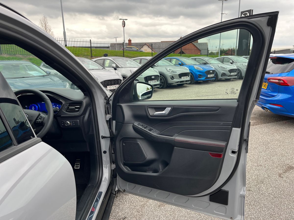 Used Ford Kuga 2023 for sale - 76142191: Photo 62