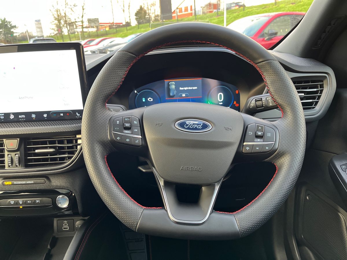 Used Ford Kuga 2025 for sale - 76931844: Photo 15