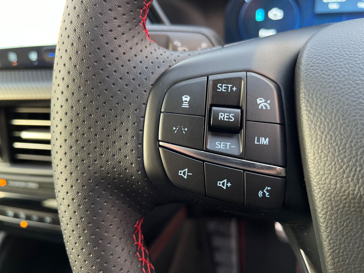 Used Ford Kuga 2025 for sale - 76931844: Photo 16