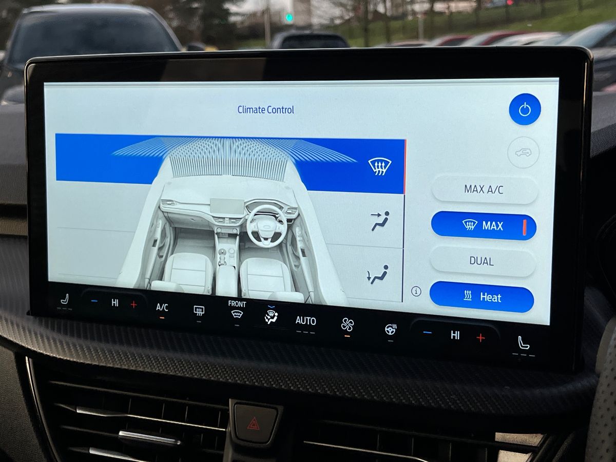 Used Ford Kuga 2025 for sale - 76931844: Photo 48