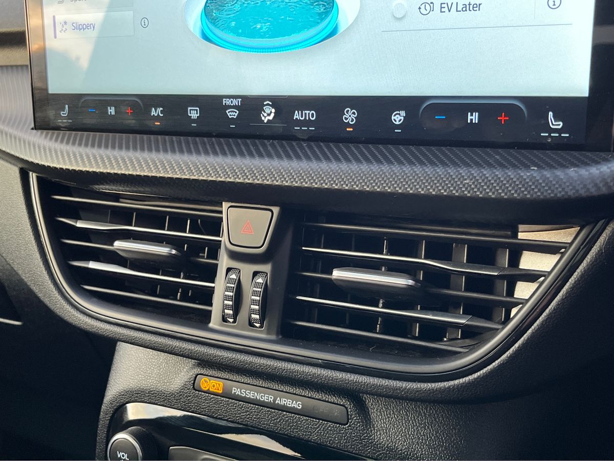 Used Ford Kuga 2025 for sale - 76931844: Photo 50