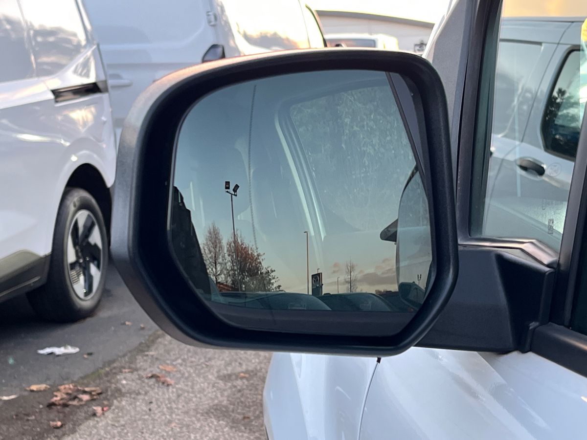 Used Ford Transit Connect 2024 for sale - 76611867: Photo 26