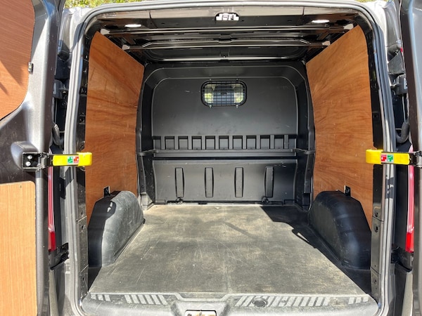 Used Ford Transit Custom 2021 for sale - 75711187: Photo 17