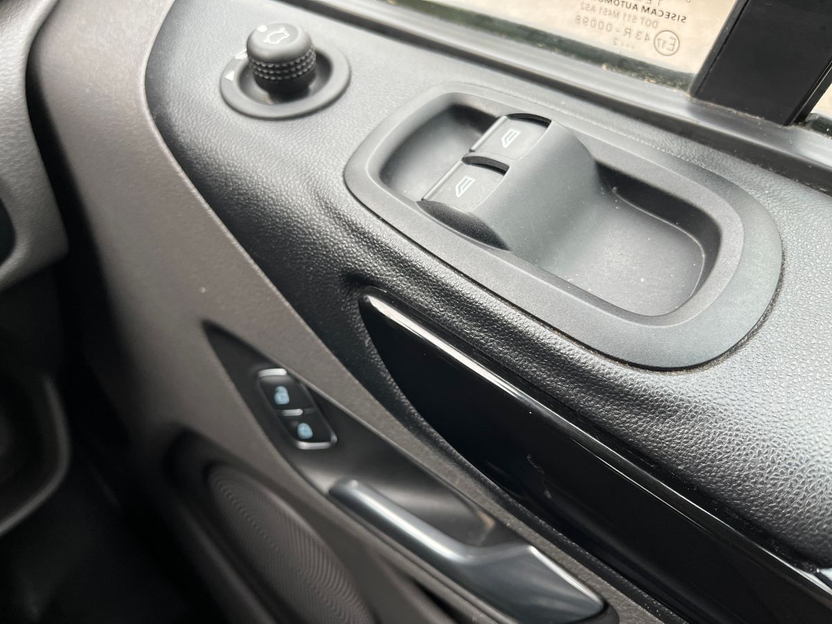 Used Ford Transit Custom 2023 for sale - 76735989: Photo 16