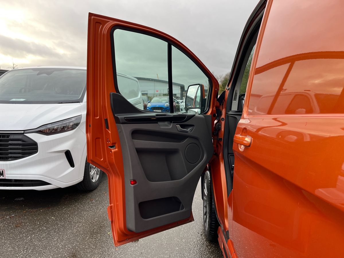 Used Ford Transit Custom 2023 for sale - 76735989: Photo 29