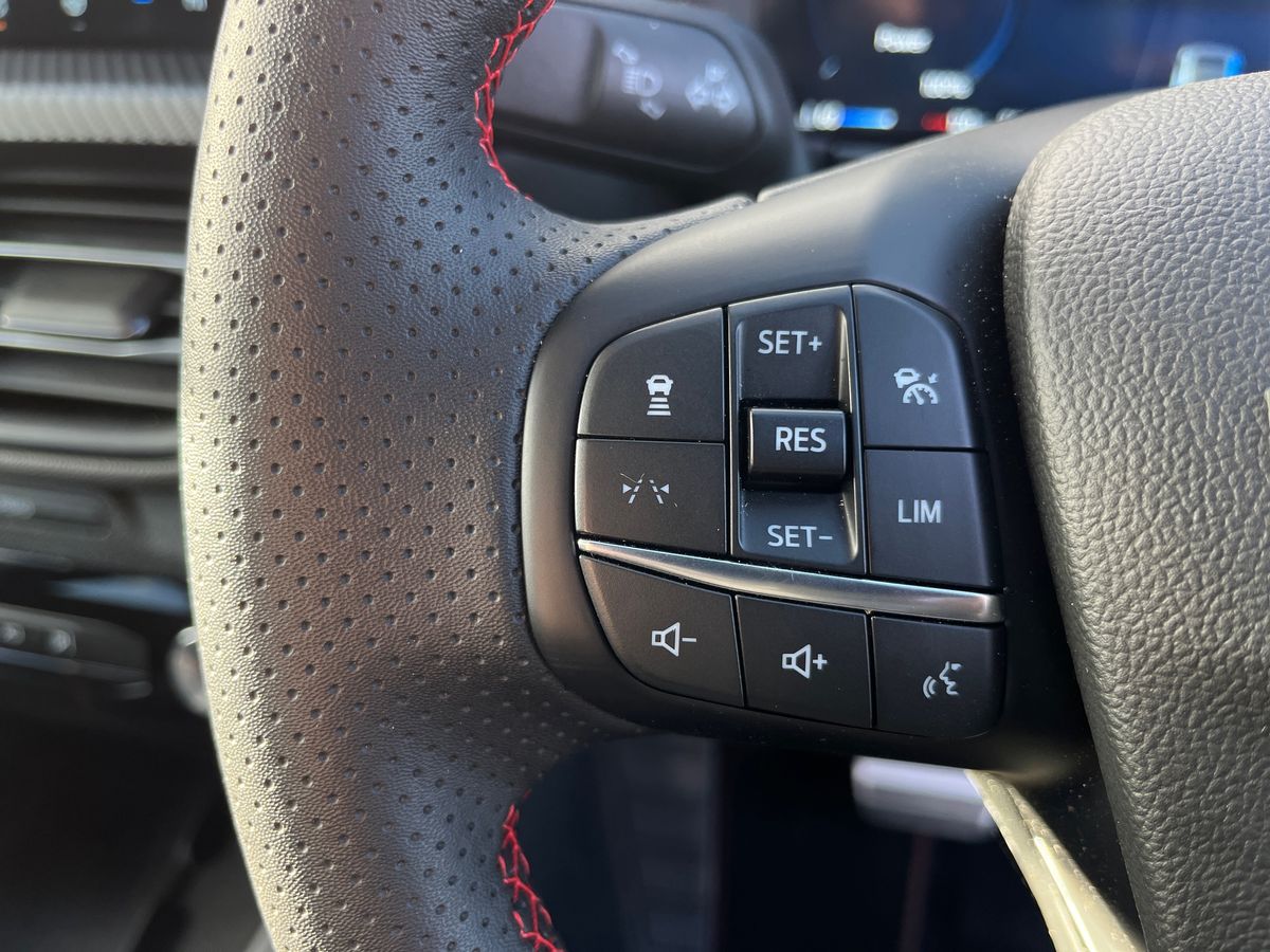 Used Ford Kuga 2024 for sale - 76905638: Photo 16