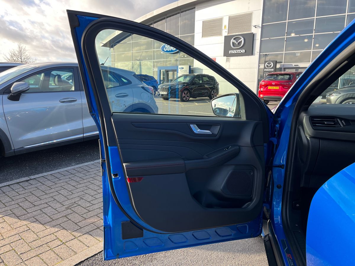 Used Ford Kuga 2024 for sale - 76905638: Photo 40