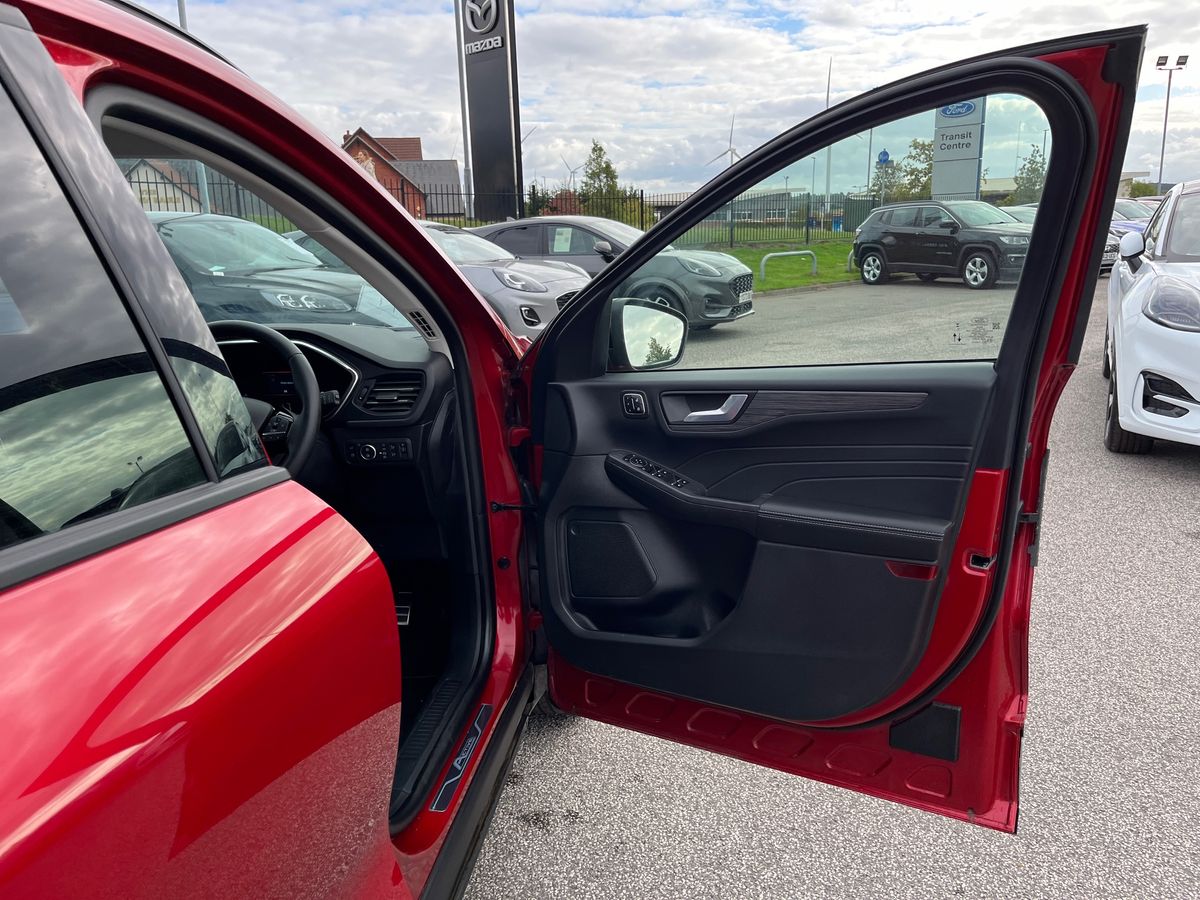 Used Ford Kuga 2024 for sale - 76090459: Photo 64